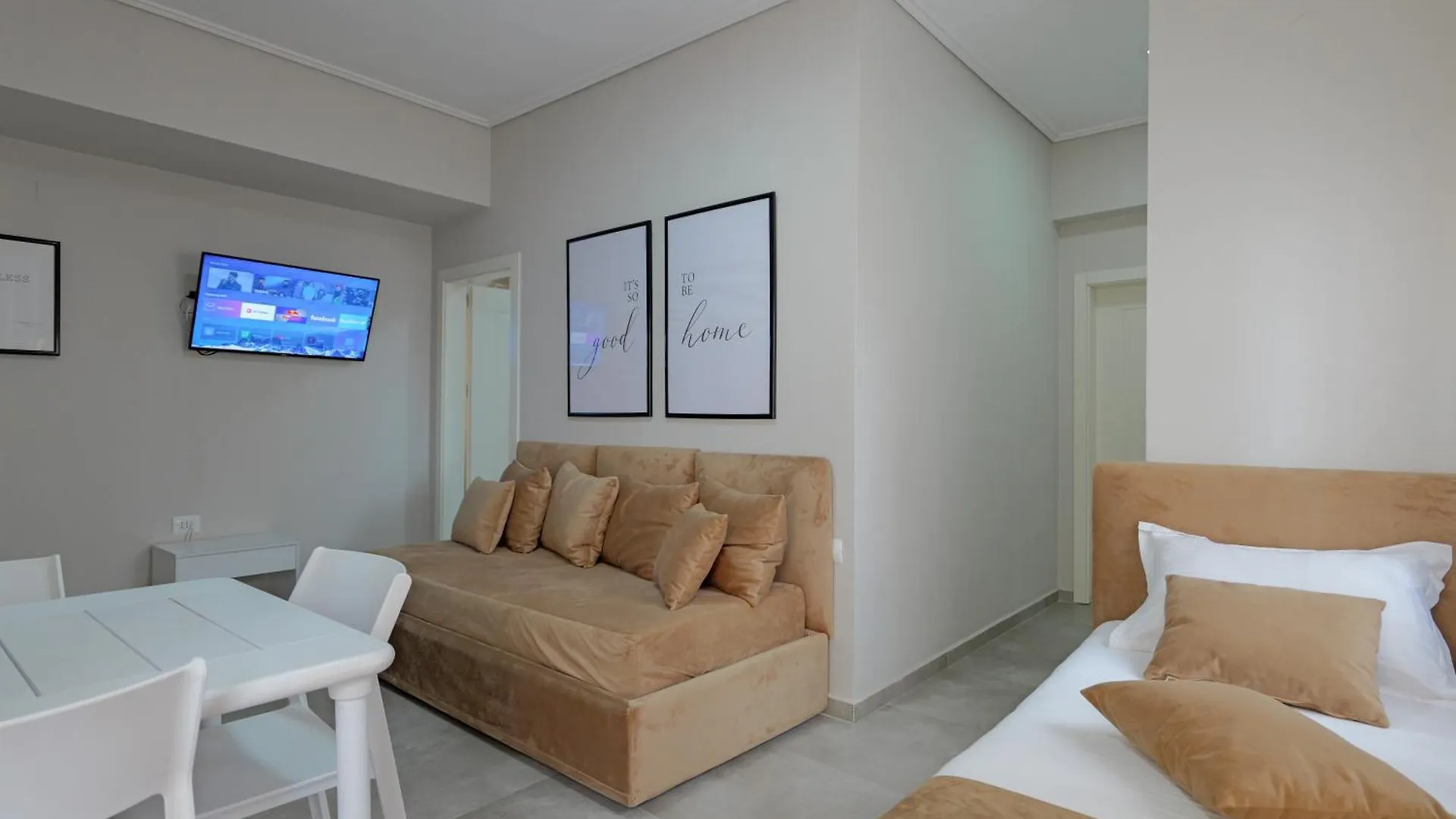 Costa Verde Suites Saranda location